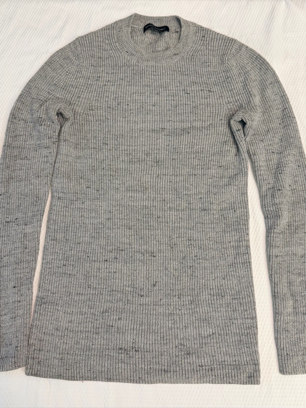 Banana Republic Women’s Heather Gray Ribbed Crewneck Sweater